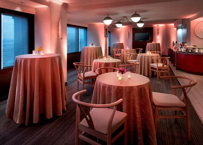 Resorts Guide Newark Liberty International Airport Marriott