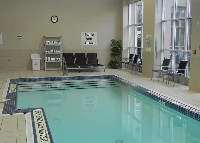 Holiday Inn & Suites London By Ihg