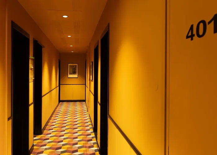 Luxury hotel only: Hotel Diana Dauphine
