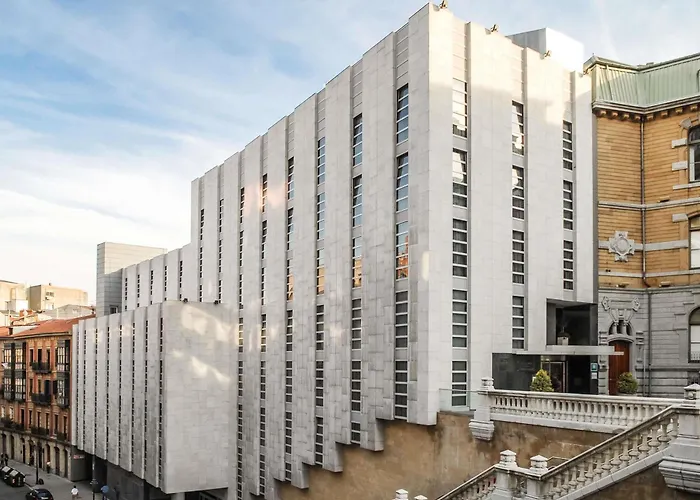 Hotel Mercure Jardines De Albia