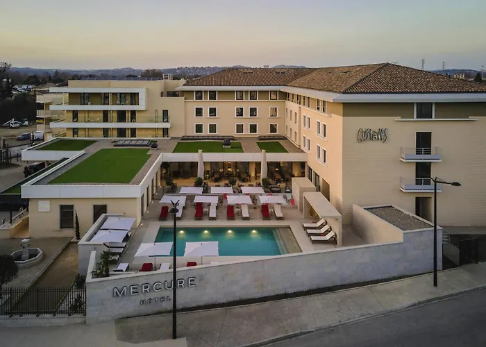 Luxury hotel only: Mercure Avignon Tgv Hotel & Spa