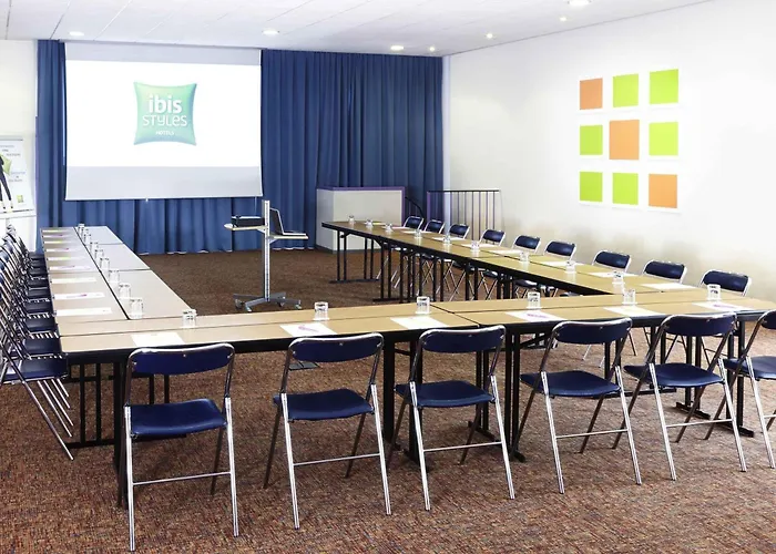 Ibis Styles Arles Palais Des Congrès