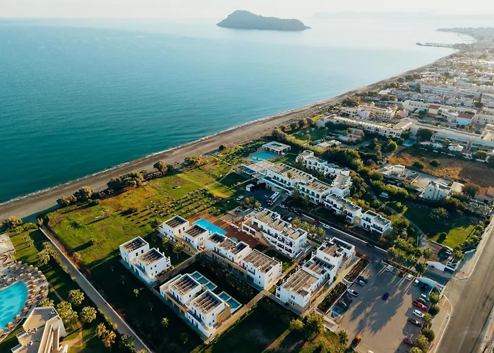 Geraniotis And Resort