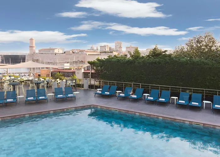Resorts Guide Novotel Marseille Vieux Port