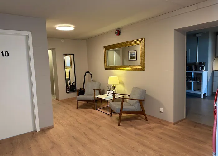 Family resorts Guesthouse Hvammur By The Harbour