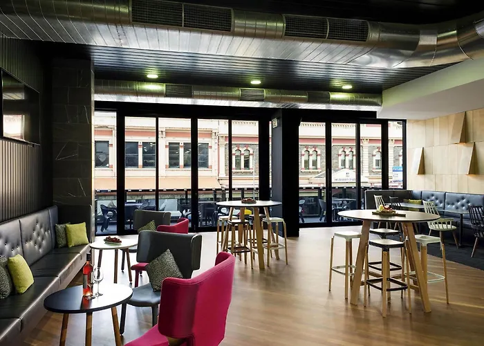 Ibis Adelaide