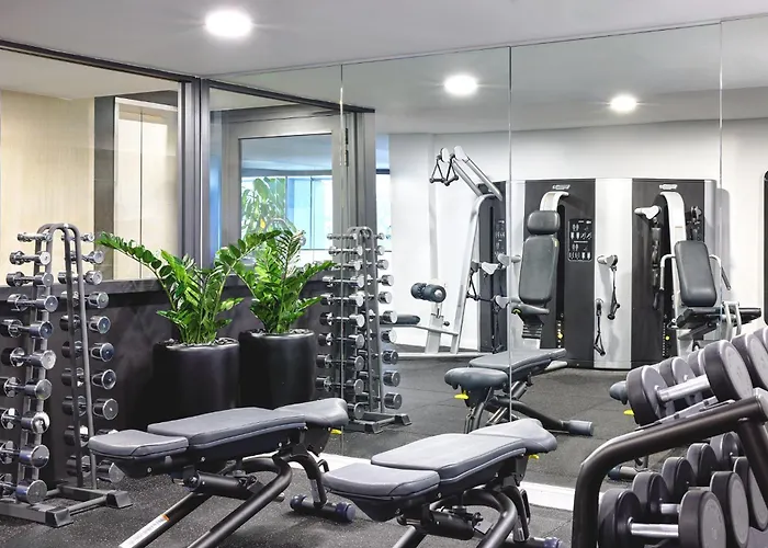Meriton Suites North