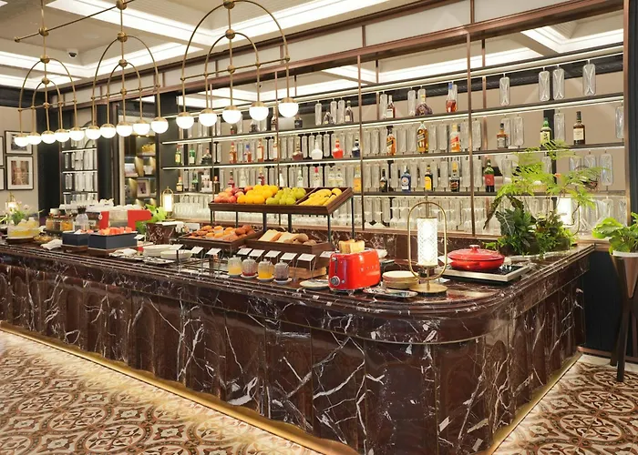 Haig Court - Welcome Drink & Welcome Fruit