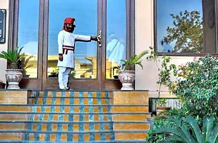 Hotel Glitz