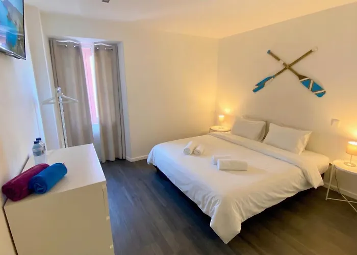 Casa Amarela Guesthouse