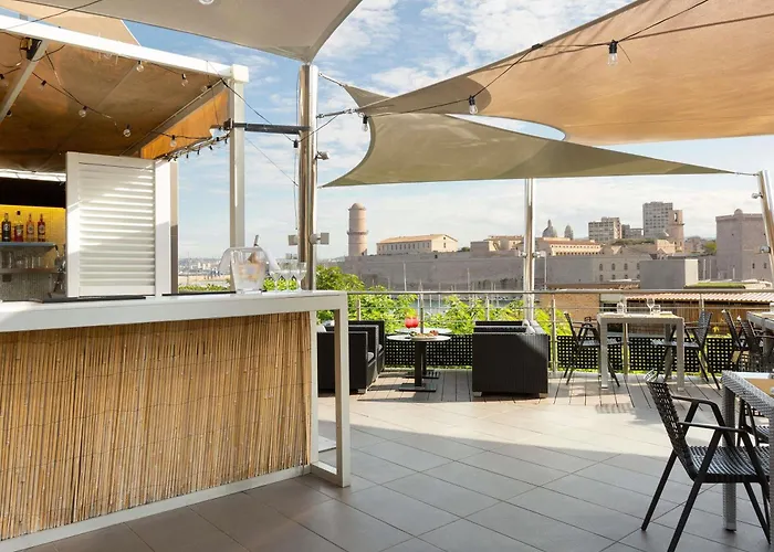 Resorts Guide Novotel Marseille Vieux Port