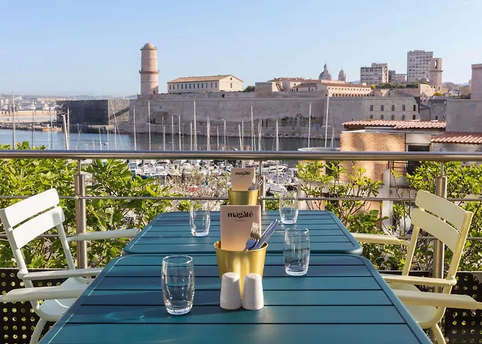 Resorts Guide Novotel Marseille Vieux Port