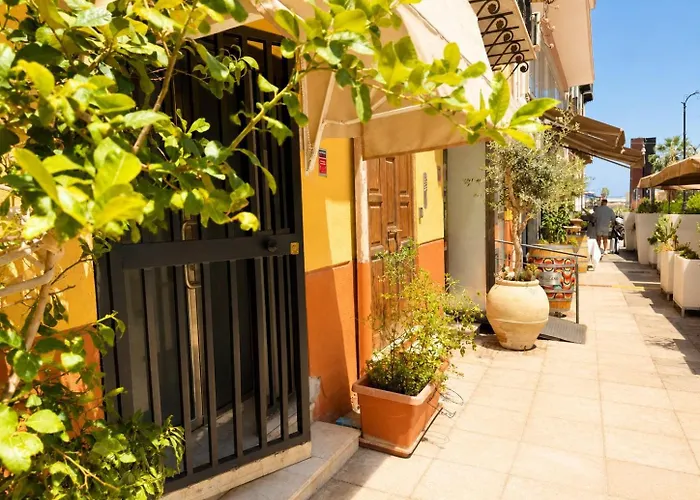 Leone Suite B&B & Restaurant Aic