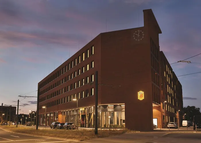 Super 8 by Wyndham Mainz Zollhafen