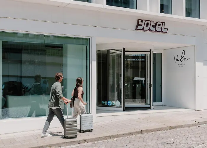  Yotel Porto