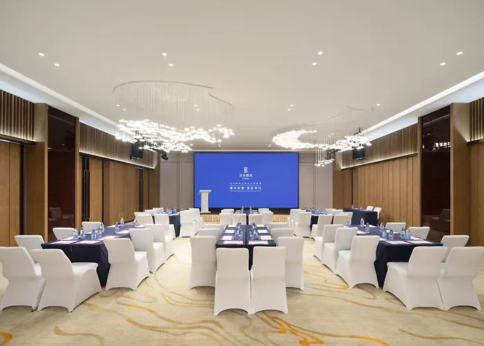 Imperial Traders Elong Hotel