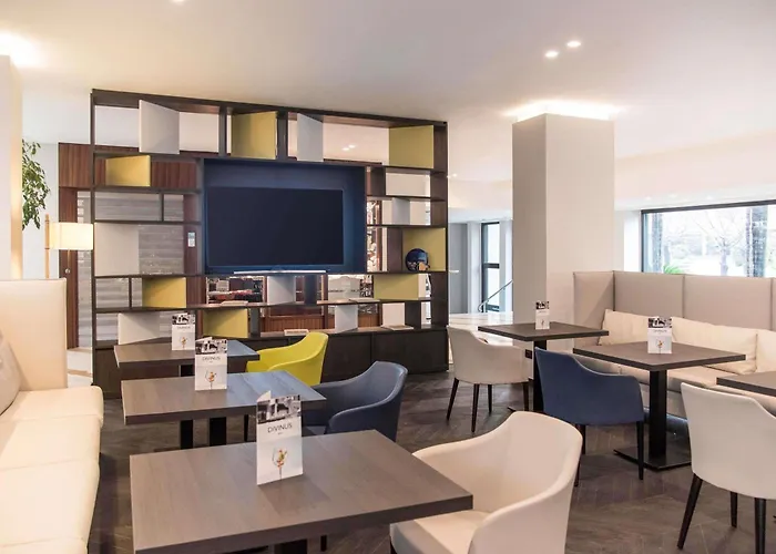  Mercure Roma West