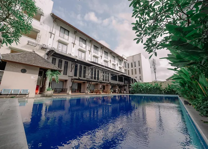 Grand Santhi