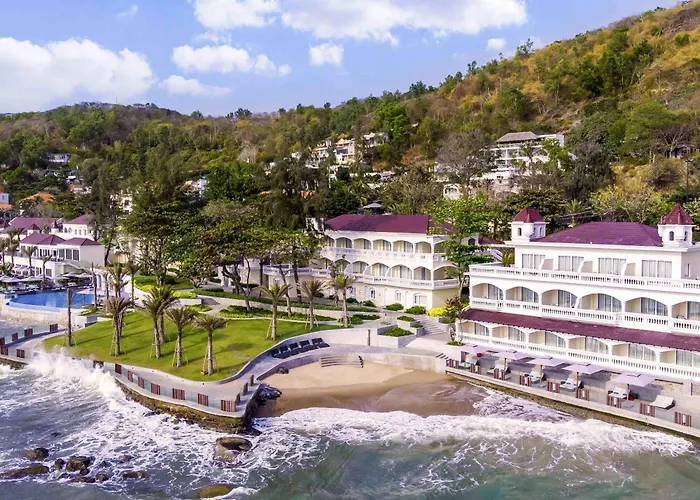 Spa Hotels Resorts Mercure Vung Tau