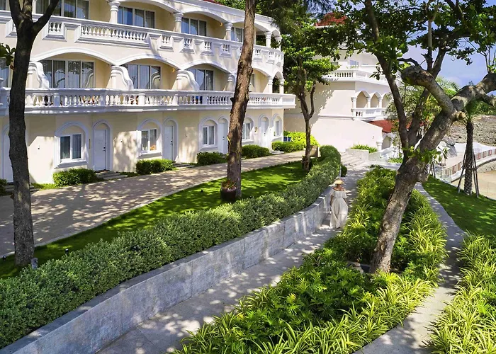 Spa Hotels Resorts Mercure Vung Tau