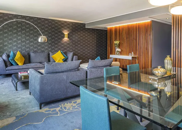  Pullman Santiago Vitacura