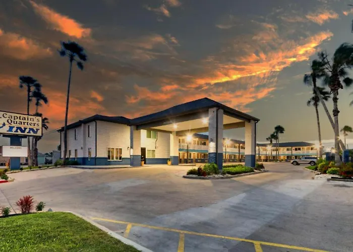 Motels Captains Quarters Inn