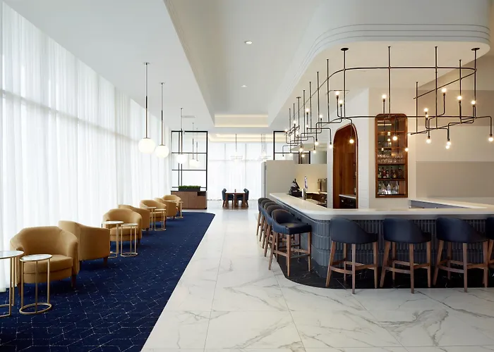 Hotels Close to Airport Courtyard Montreal Midtown
