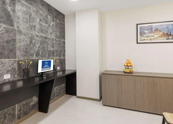 Best Western Queen Victoria Market Hotel