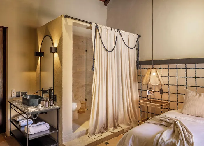 Privado Designer Boutique Hotel