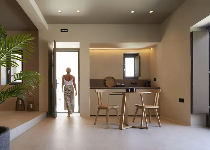 Halcyon Days Suites
