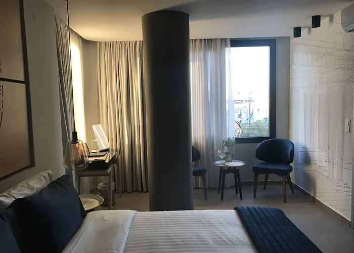 Lavris City Suites