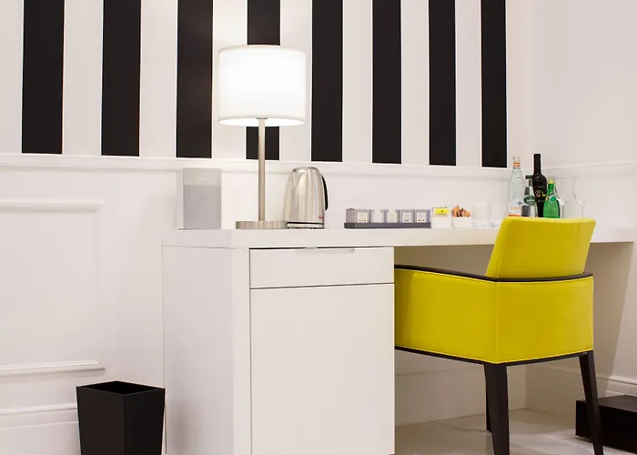 Nap Luxury Guest House Bovio
