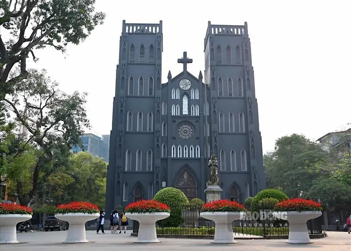 5 star hotels Champton Hanoi