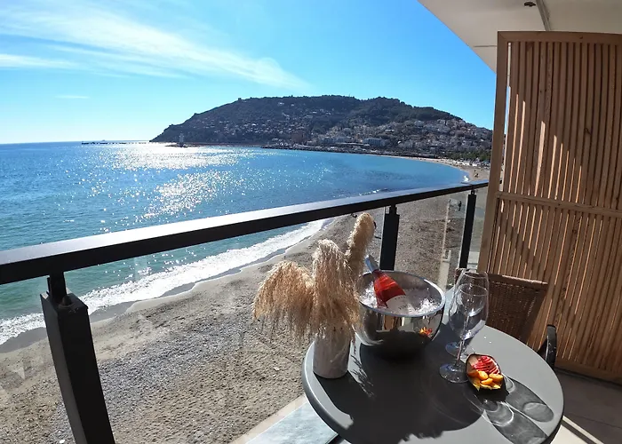 Sun By En Vie Beach (Adults Only)