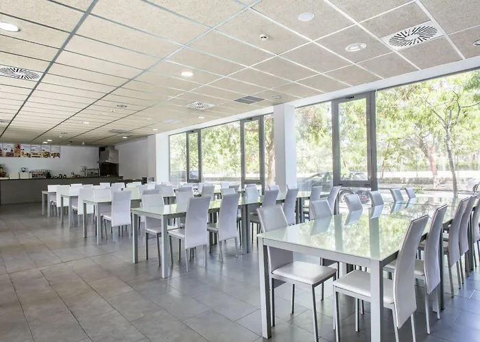  Residencia Universitaria Damia Bonet
