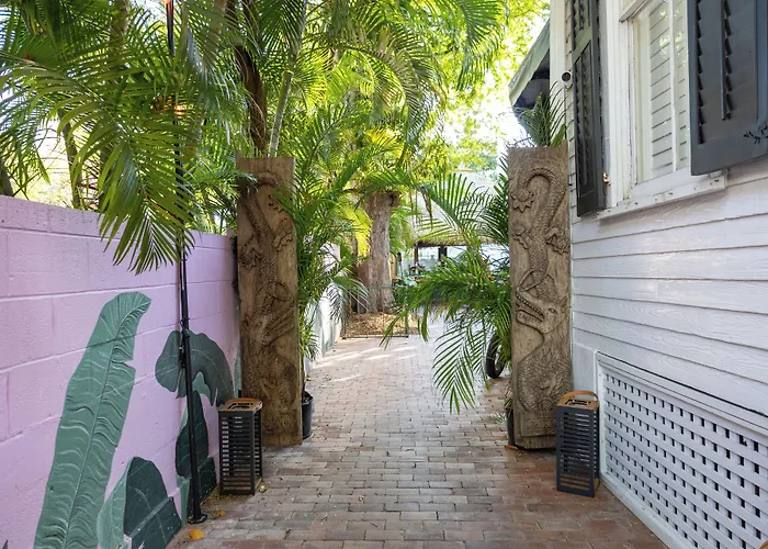 Casa 325 Guesthouse