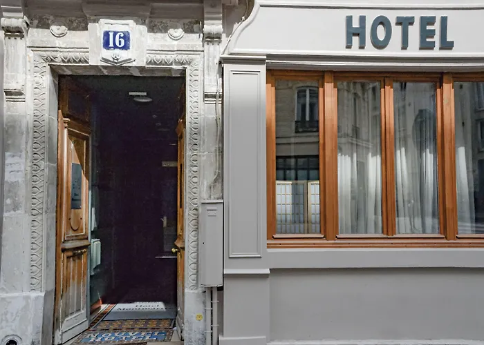 Montmartre - Nouvellement Renove