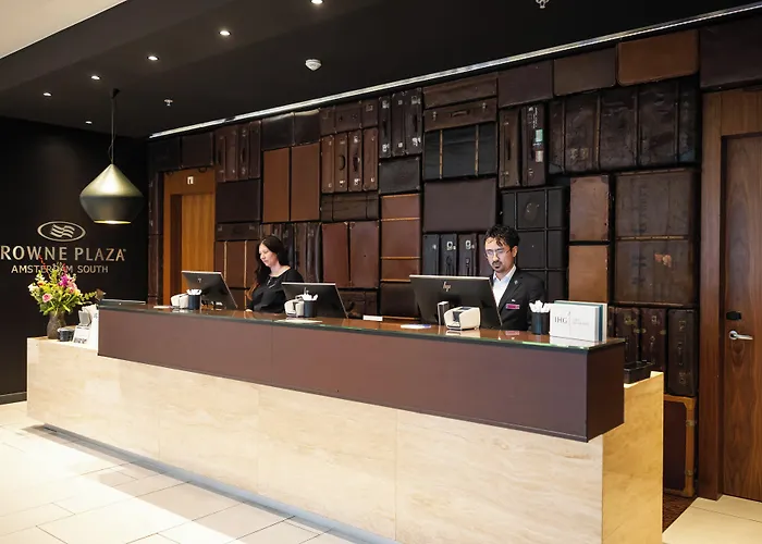 Crowne Plaza - South By Ihg