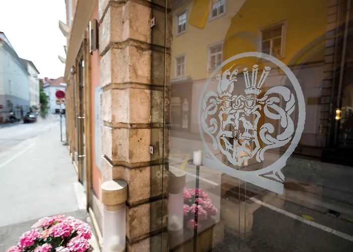 Boutique Hotel Dom - Rooms & Suites