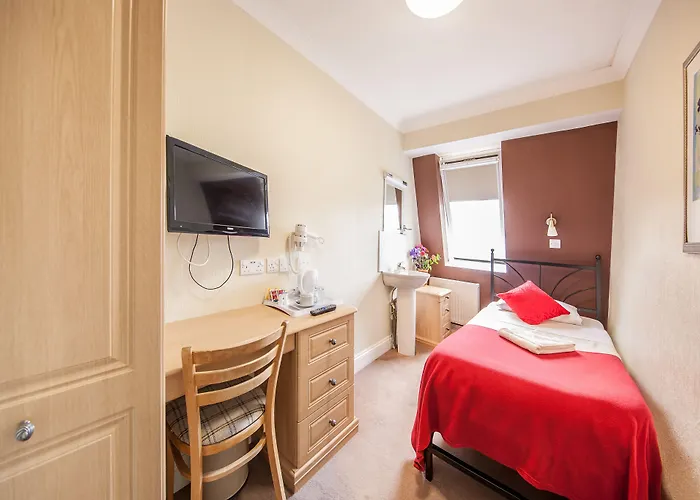 Fairway Hotel