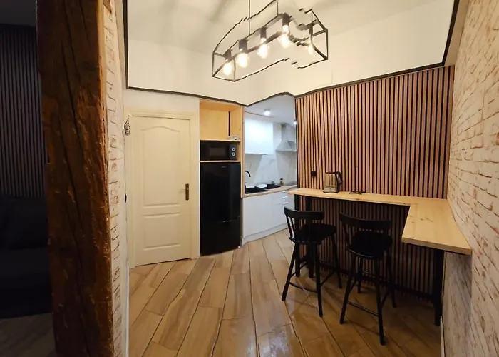 Hostal Andrea Granvia