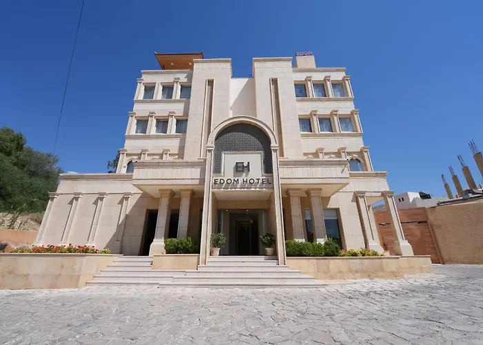 Edom Hotel