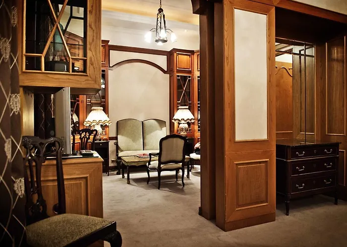 5 star hotel: Hotel De Vendome