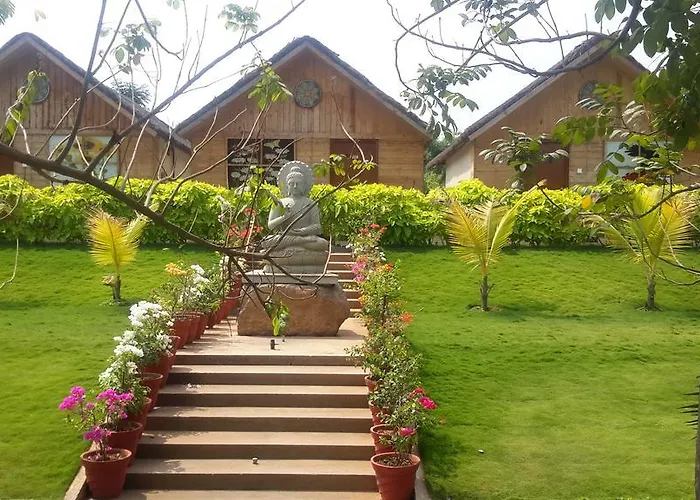 Resort: Mrugavani Resort & Spa