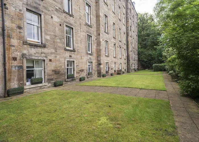 Best Selfcatering Fountain Court Apartments - Royal Garden