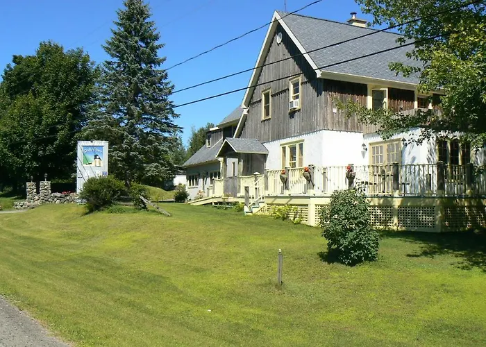 Auberge De La Tour Et Spa