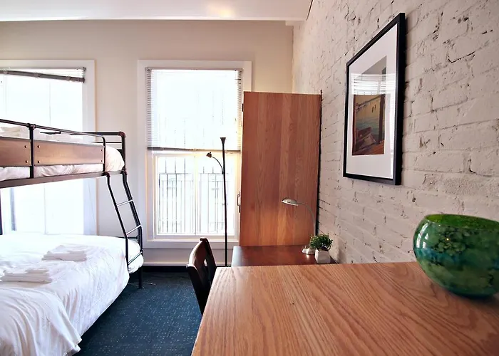 All Vacation Rentals Temple Place Suites