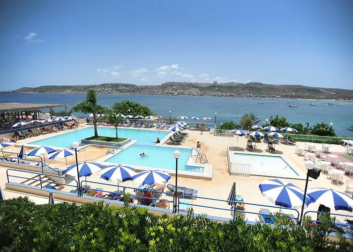 Hôtel pour familles: Mellieha Bay Hotel