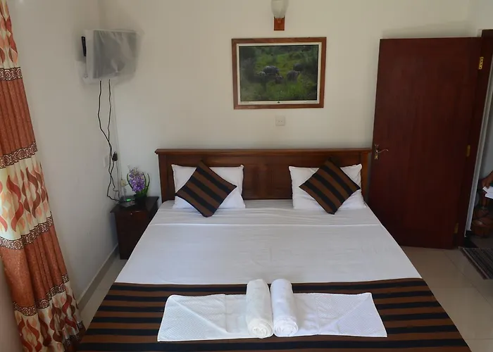 Hotel pres du College: Induruwa Beach Villa