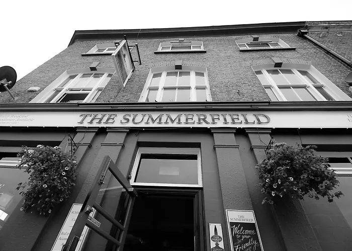 Summerfield Pub & Boutique Rooms
